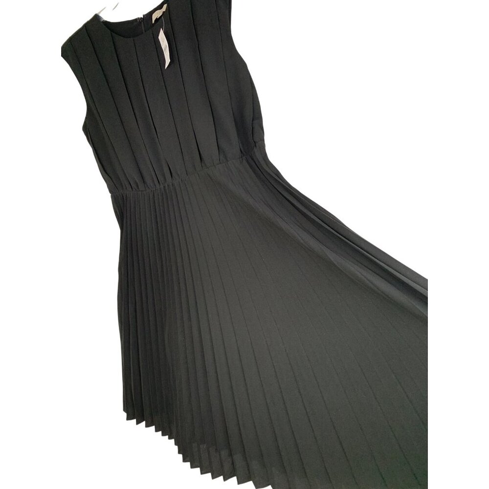 Ann Taylor Loft Black Sleeveless Pleated Knee Length Dress Size 14 NWT RP10241
